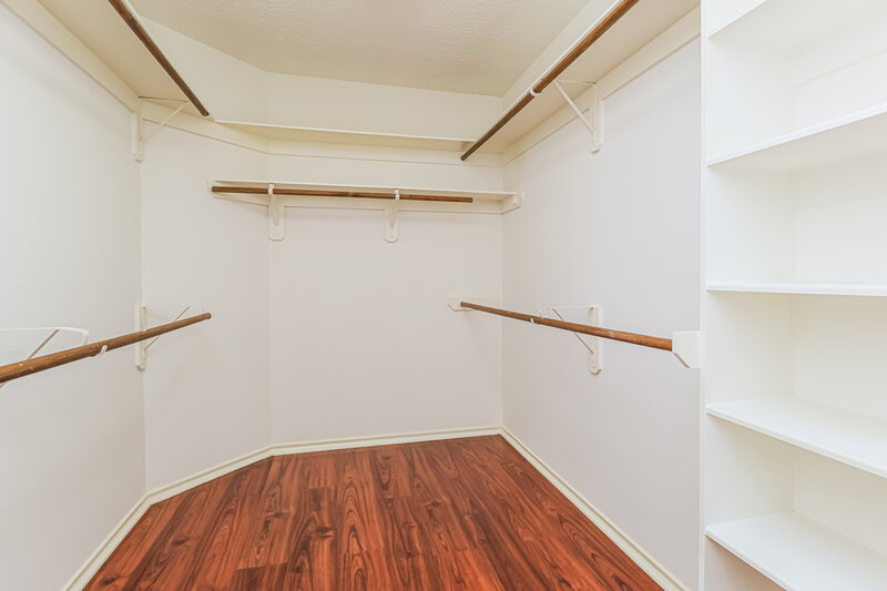 2,275/Mo, 6718 Rockwall Trail Drive Humble, TX 77346 Walk In Closet View