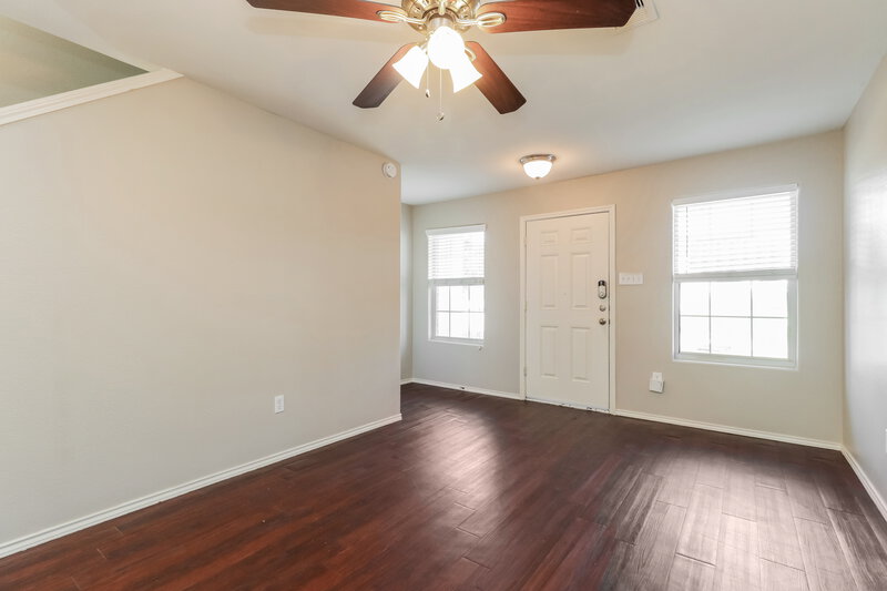 1,705/Mo, 16763 N Thrasher Drive Conroe, TX 77385 Living Room View 2