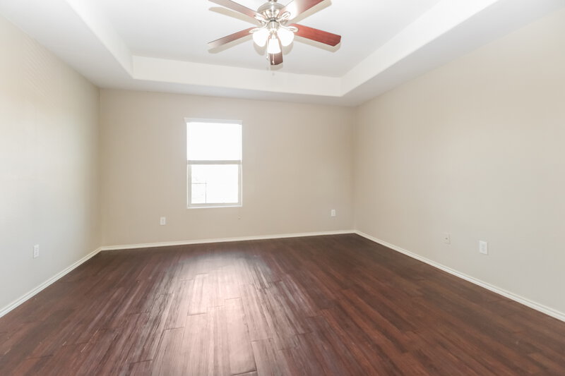 1,705/Mo, 16763 N Thrasher Drive Conroe, TX 77385 Main Bedroom View