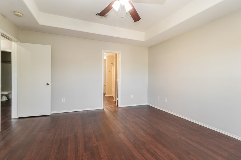 1,705/Mo, 16763 N Thrasher Drive Conroe, TX 77385 Main Bedroom View 2
