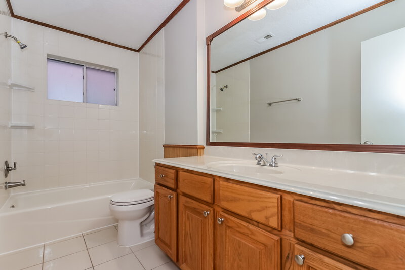 1,980/Mo, 3110 Sedgeborough Dr Katy, TX 77449 Bathroom View