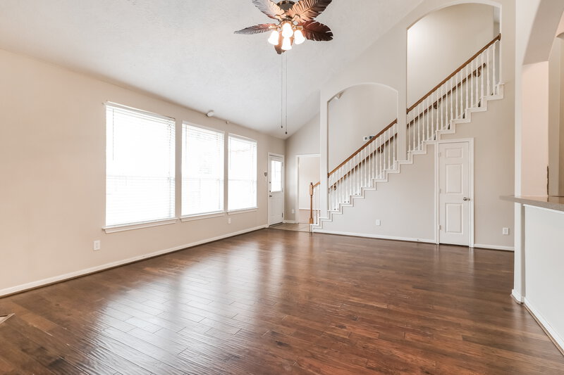 2,545/Mo, 2406 Hannover Valley Court Spring, TX 77388 Living Room View