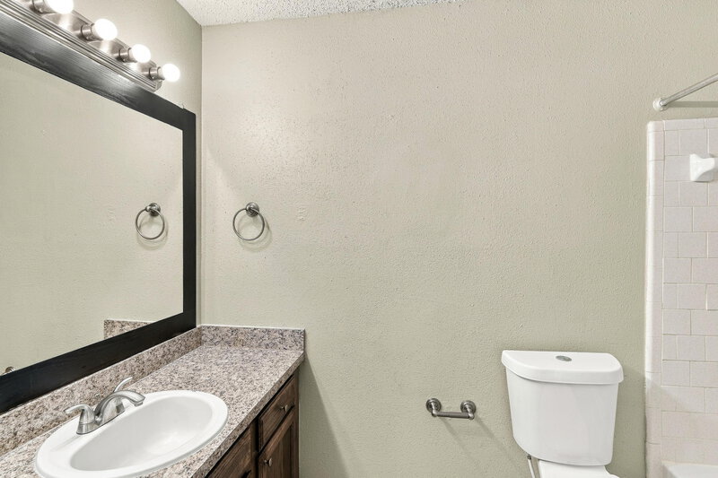 1,880/Mo, 5322 Windsong Trail Houston, TX 77084 Bathroom View