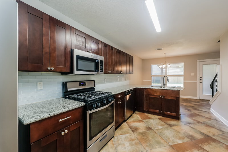1,830/Mo, 7322 Fox Forest Trail Humble, TX 77338 Kitchen View 2