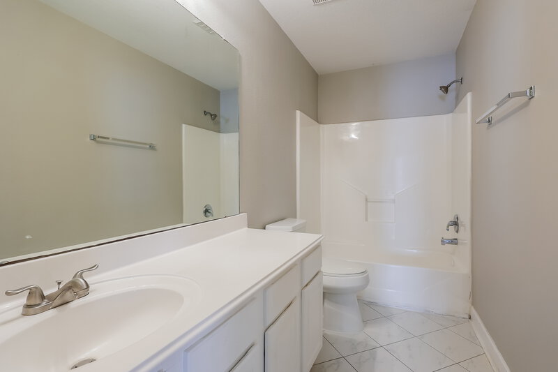 1,830/Mo, 7322 Fox Forest Trail Humble, TX 77338 Bathroom View