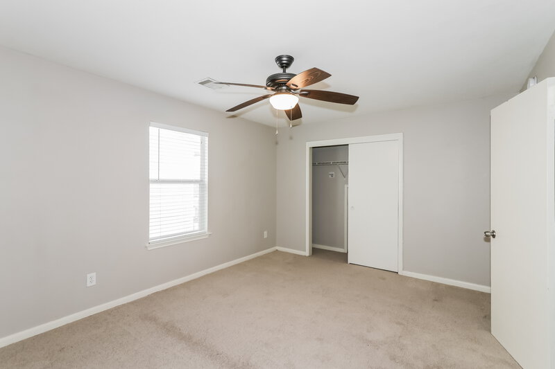 1,830/Mo, 7326 Legacy Pines Drive Cypress, TX 77433 Bedroom View 2