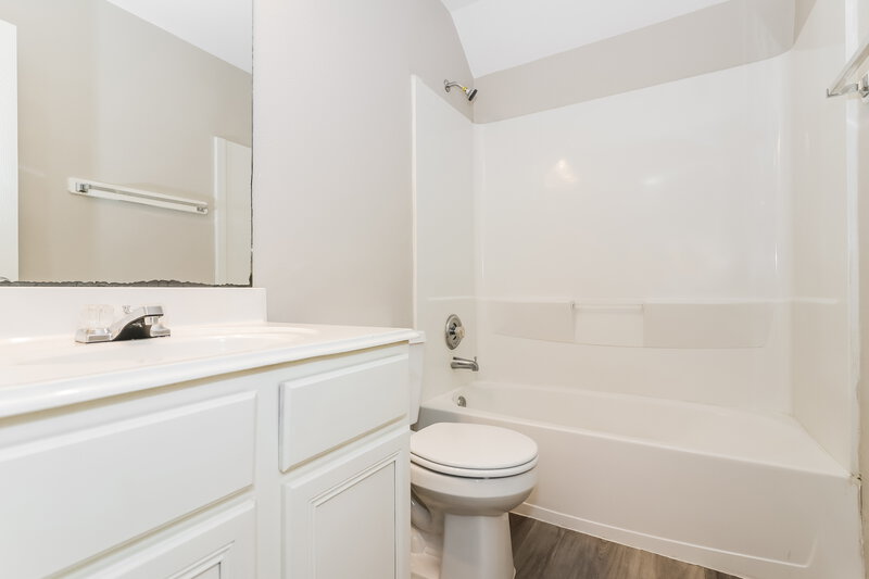 1,830/Mo, 7326 Legacy Pines Drive Cypress, TX 77433 Bathroom View 2