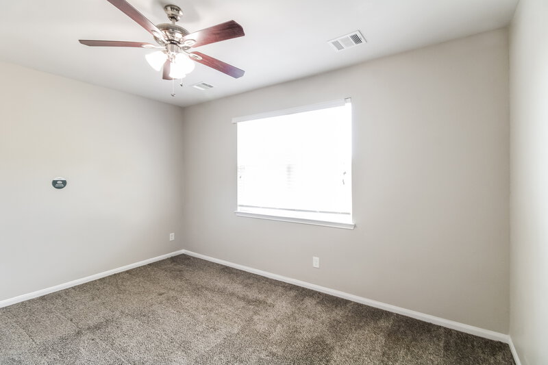 2,035/Mo, 10323 Leafy Autumn Path Houston, TX 77044 Main Bedroom View 2