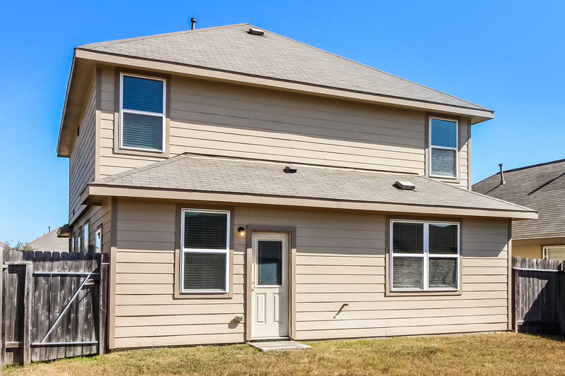2,035/Mo, 10323 Leafy Autumn Path Houston, TX 77044 Rear View 3