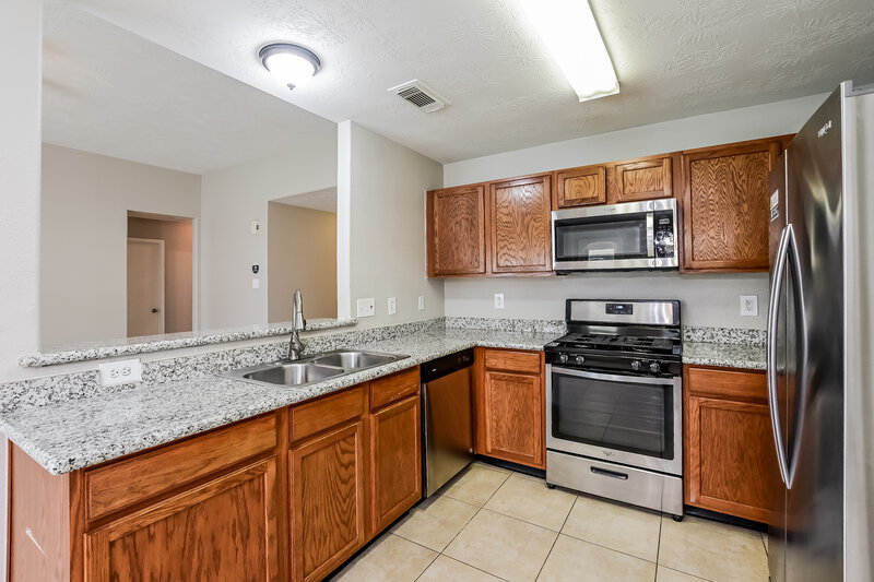 1,780/Mo, 2422 Fox Water Drive Spring, TX 77386 Kitchen View