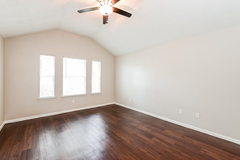 1,780/Mo, 2422 Fox Water Drive Spring, TX 77386 Main Bedroom View
