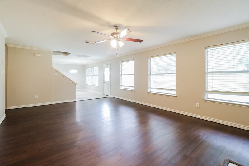 2,260/Mo, 3831 Woodlace Drive Humble, TX 77396 Living Room View 2