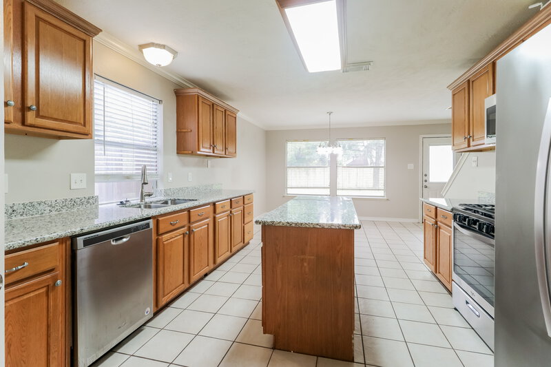 2,260/Mo, 3831 Woodlace Drive Humble, TX 77396 Kitchen View