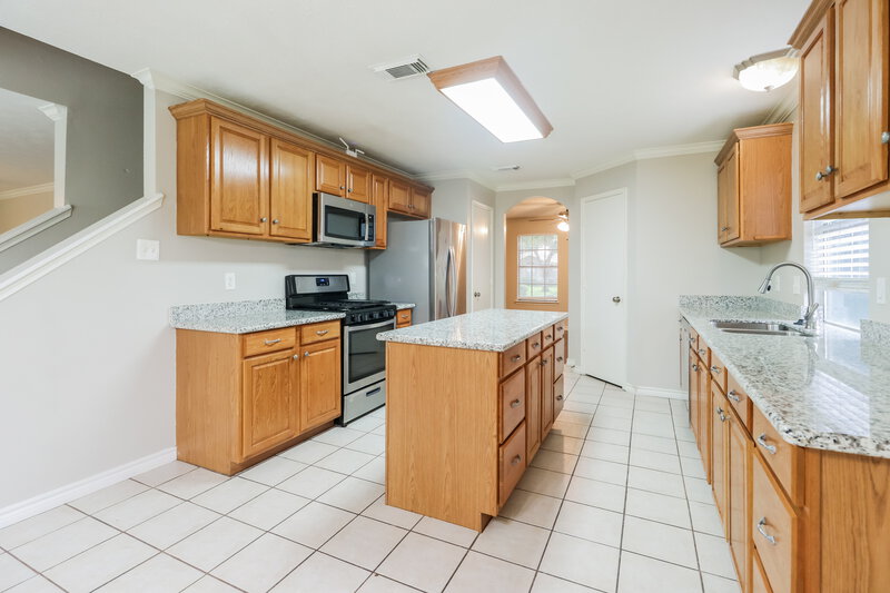 2,260/Mo, 3831 Woodlace Drive Humble, TX 77396 Kitchen View 2