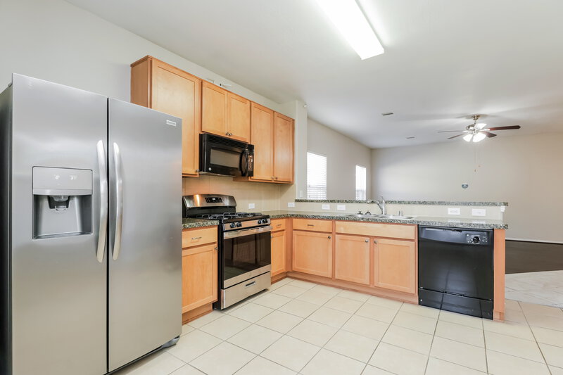 1,900/Mo, 20311 Percheron Trail Humble, TX 77338 Kitchen View