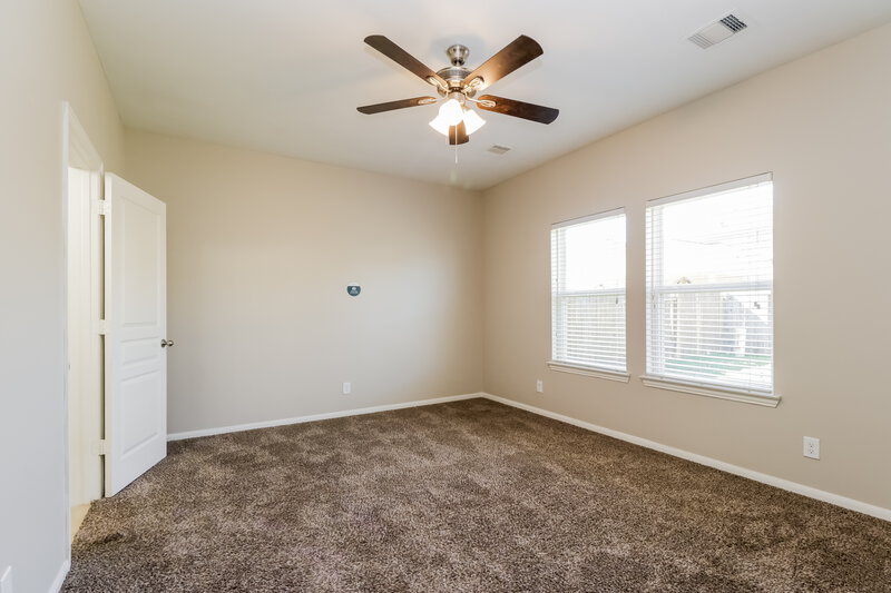 1,900/Mo, 20311 Percheron Trail Humble, TX 77338 Main Bedroom View