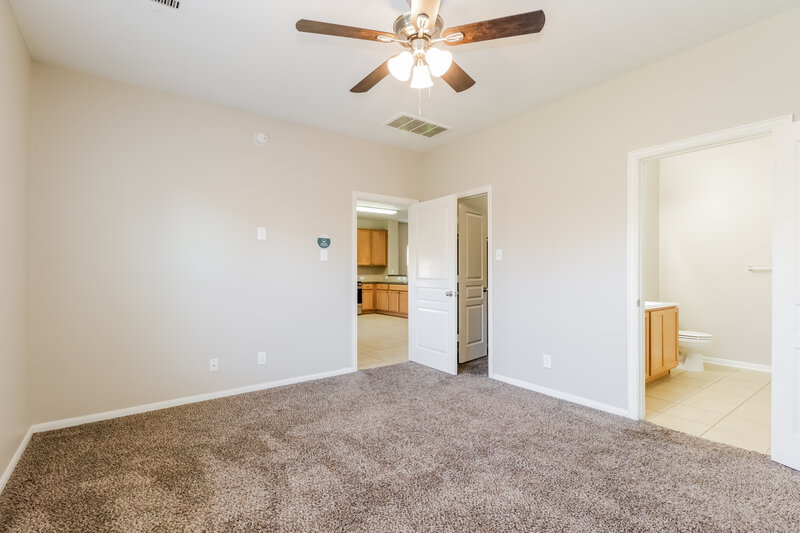 1,900/Mo, 20311 Percheron Trail Humble, TX 77338 Main Bedroom View 2
