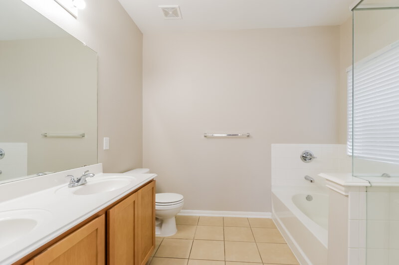 1,900/Mo, 20311 Percheron Trail Humble, TX 77338 Main Bathroom View