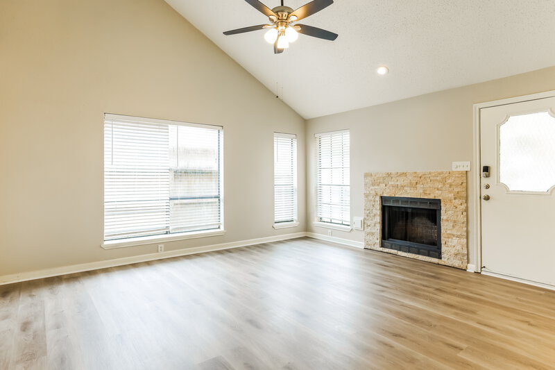 1,825/Mo, 4303 Hawk Meadow Drive Katy, TX 77449 Living Room View