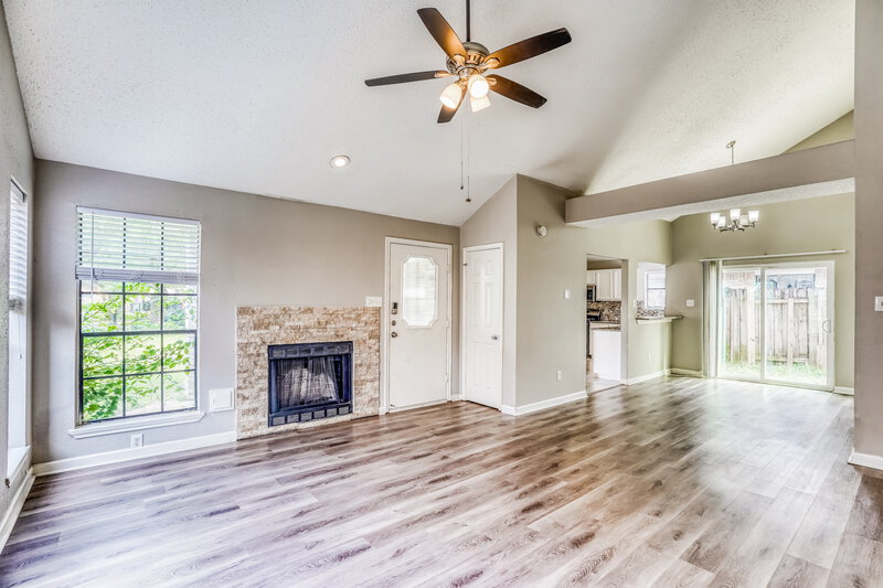 1,805/Mo, 4303 Hawk Meadow Drive Katy, TX 77449 Living Room View