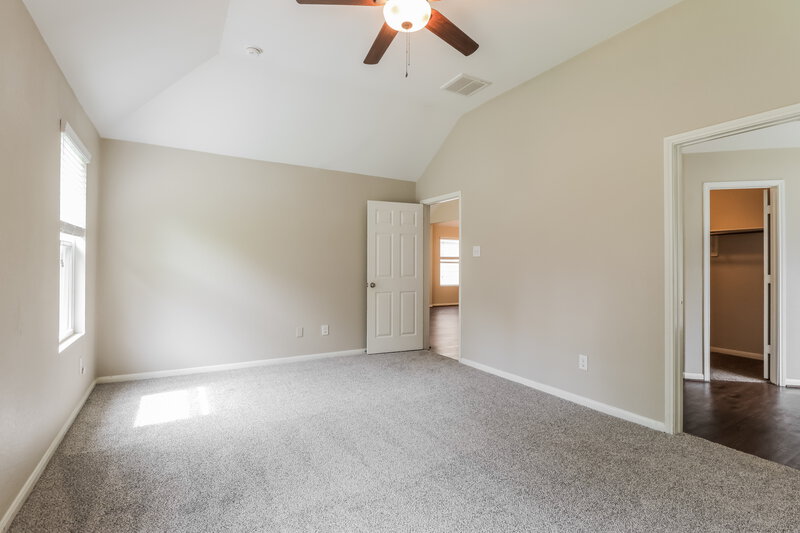 1,995/Mo, 21223 Fox Orchard Ct Humble, TX 77338 Main Bedroom View 2
