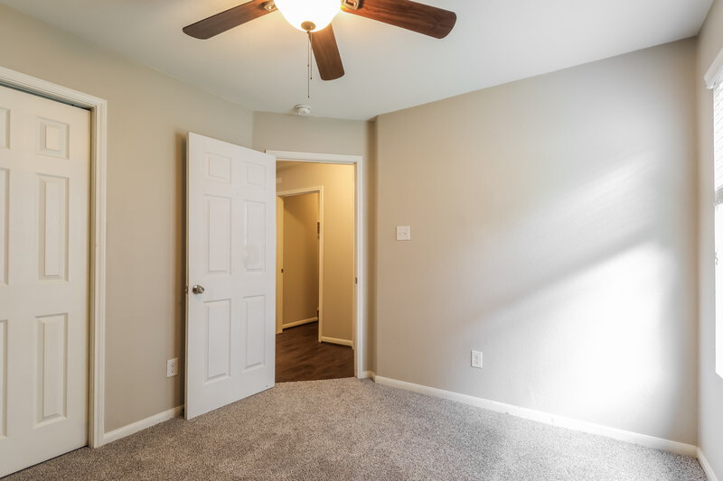 1,995/Mo, 21223 Fox Orchard Ct Humble, TX 77338 Bedroom View