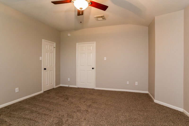 1,915/Mo, 1815 Adriana Lane Houston, TX 77049 Master Bedroom View