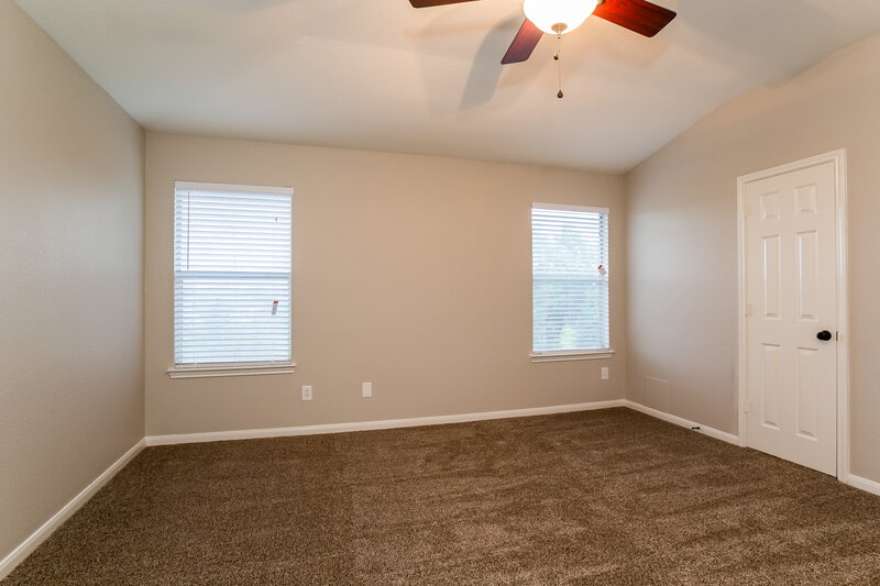 1,915/Mo, 1815 Adriana Lane Houston, TX 77049 Master Bedroom View 2