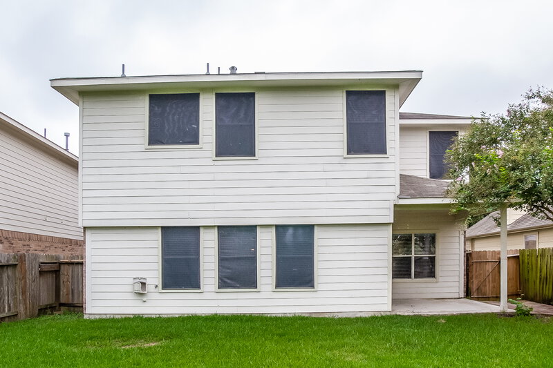 1,915/Mo, 1815 Adriana Lane Houston, TX 77049 Rear View
