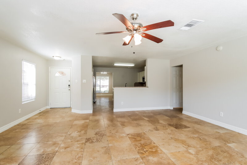 2,260/Mo, 7338 Fox Forest Trail Humble, TX 77338 Living Room View 2