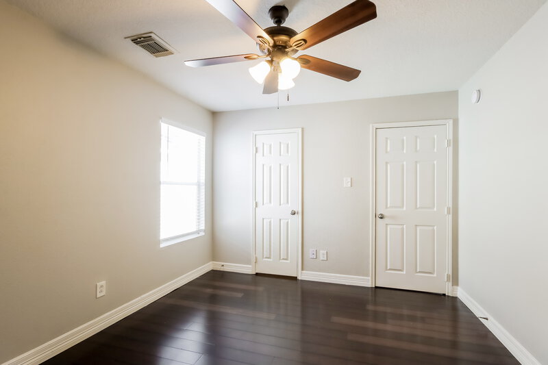 2,260/Mo, 7338 Fox Forest Trail Humble, TX 77338 Main Bedroom View 2