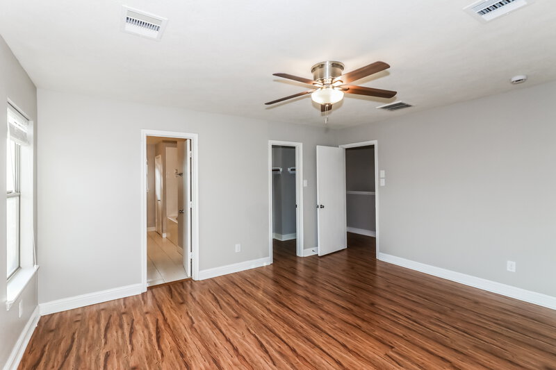 1,720/Mo, 18427 Westgate Pasture Lane Cypress, TX 77433 Main Bedroom View 2