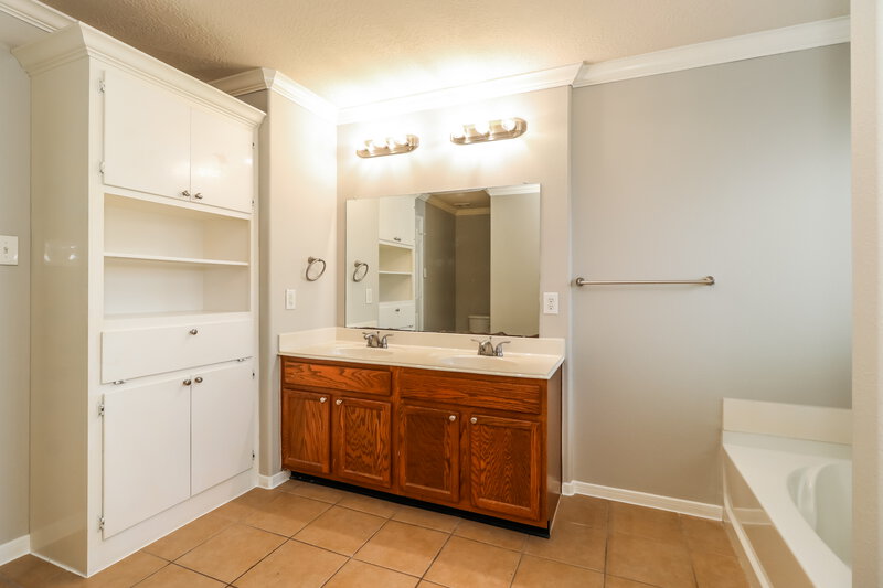 2,350/Mo, 18430 Atascocita Meadows Drive Humble, TX 77346 Misc View 12