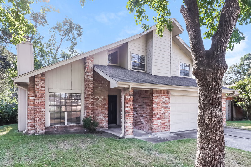 1,715/Mo, 18711 Droitwich Dr Humble, TX 77346 Front View