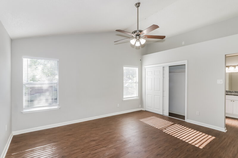 1,715/Mo, 18711 Droitwich Dr Humble, TX 77346 Main Bedroom View