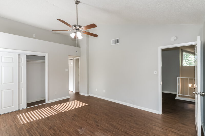 1,715/Mo, 18711 Droitwich Dr Humble, TX 77346 Main Bedroom View 2