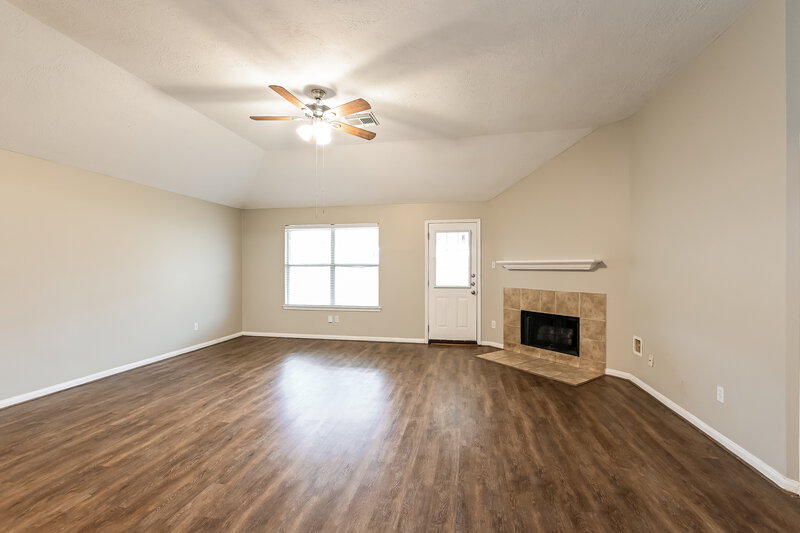 2,020/Mo, 2538 Halstead Drive Spring, TX 77386 Living Room View