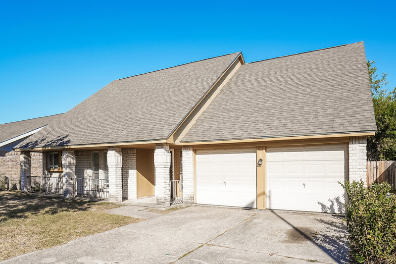 1,690/Mo, 11426 Milners Point Drive Houston, TX 77066 Front View