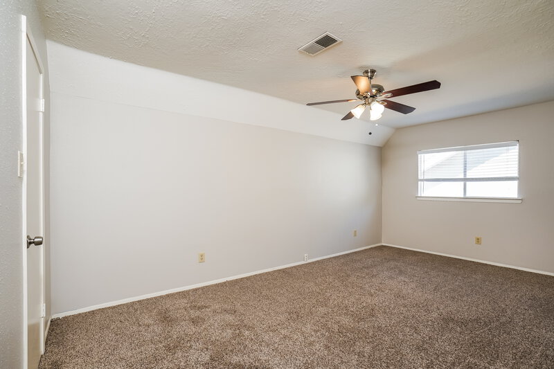 1,690/Mo, 11426 Milners Point Drive Houston, TX 77066 Bedroom View