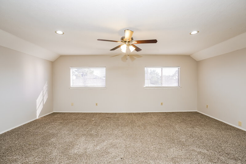 1,690/Mo, 11426 Milners Point Drive Houston, TX 77066 Loft View