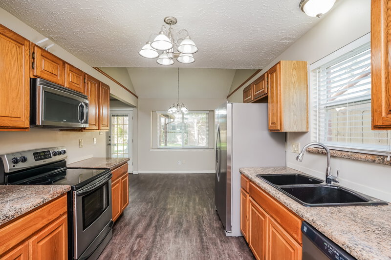 3,160/Mo, 11918 Cottonwood Lane Cypress, TX 77429 Kitchen View