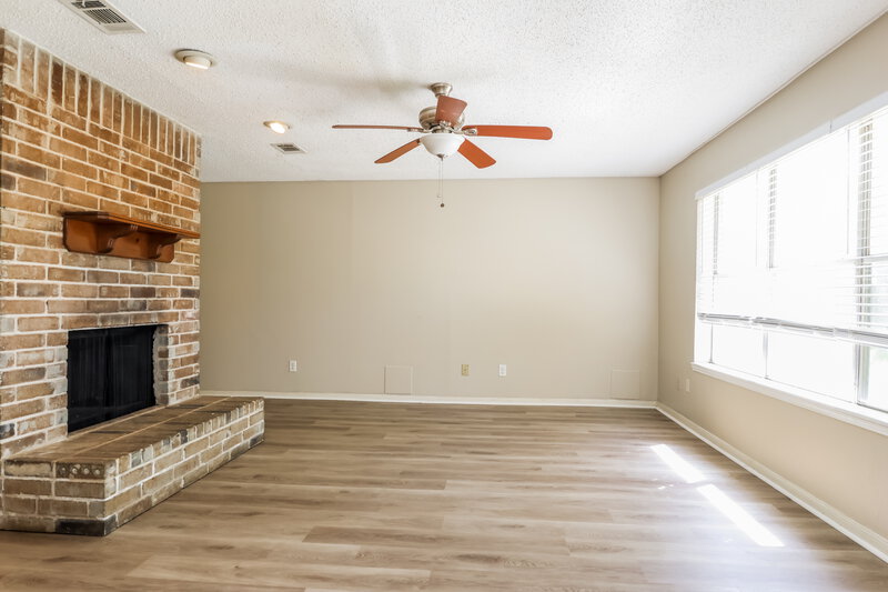 1,935/Mo, 2118 Rycroft Drive Spring, TX 77386 Living Room View 2