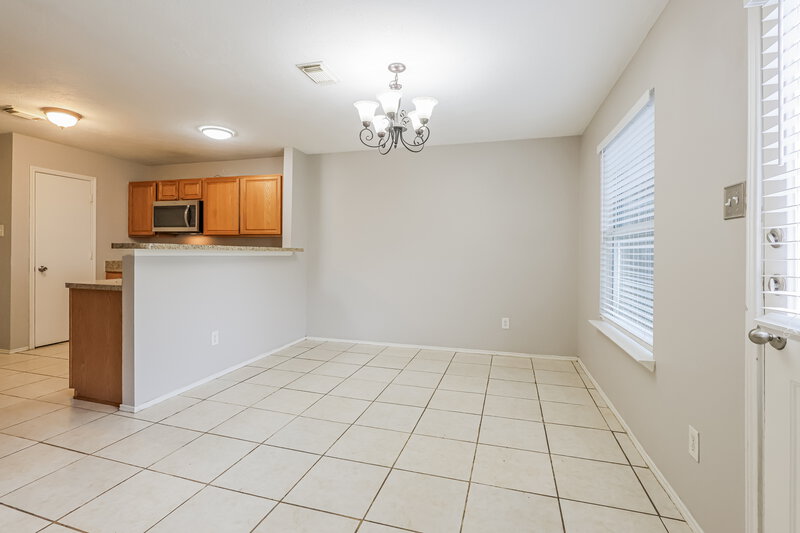 1,745/Mo, 11811 Sunny Stream Drive Tomball, TX 77375 Dining Room View