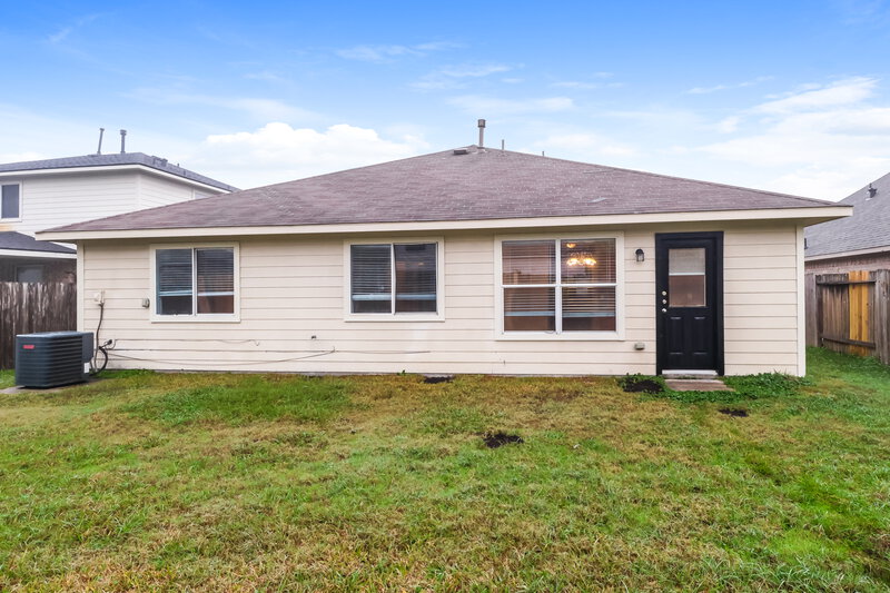 1,950/Mo, 23923 Blossom Crest Lane Spring, TX 77373 Rear View
