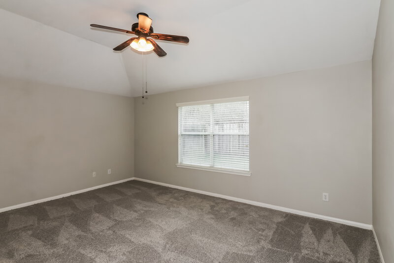 1,955/Mo, 18411 Atascocita Meadows Drive Humble, TX 77346 Main Bedroom View