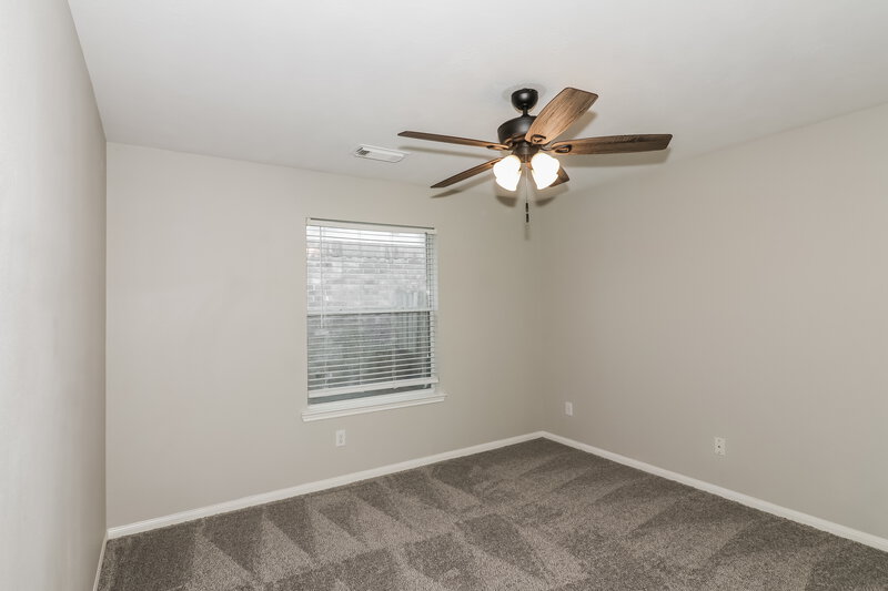 1,955/Mo, 18411 Atascocita Meadows Drive Humble, TX 77346 Bedroom View 2