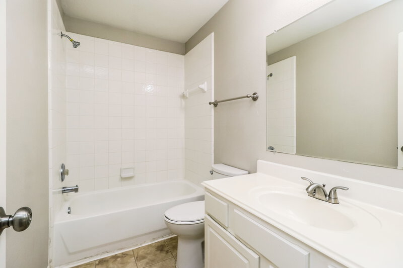 1,745/Mo, 21626 Karpathos Lane Spring, TX 77388 Bathroom View