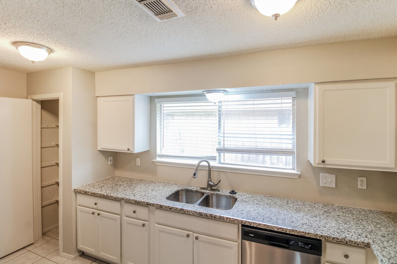 1,895/Mo, 2530 Doverglen Dr Missouri City, TX 77489 Misc View 6