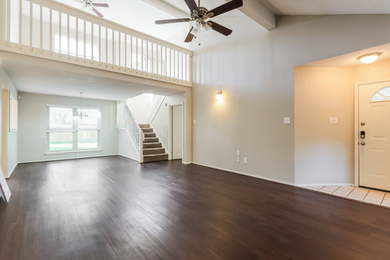 2,045/Mo, 17103 Spruce Run Drive Spring, TX 77379 Living Room View 2