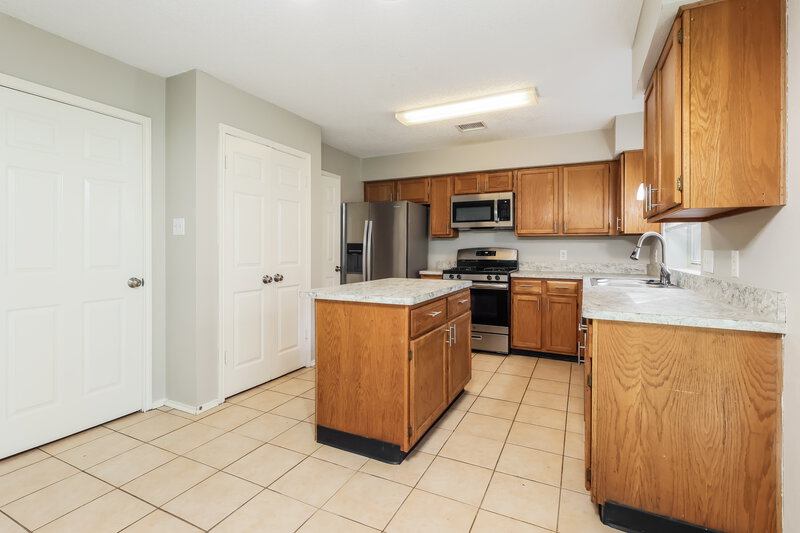 2,045/Mo, 17103 Spruce Run Drive Spring, TX 77379 Kitchen View